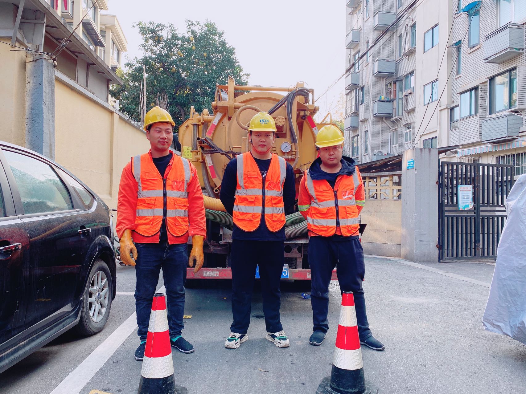 长江村南京某小区管道清淤检测施工